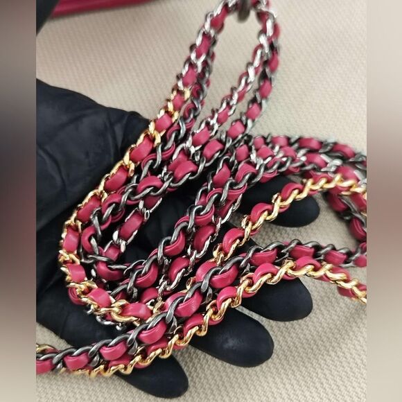 Chanel calfskin Gabrielle hobo Medium in hot pink - Picture 5 of 16